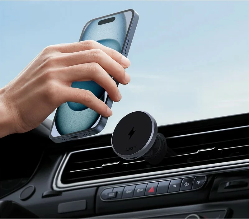 Magnetni nosilec z brezžičnim polnjenjem, AUKEY HD-MC13, Qi2 15W, z USB-C kablom 1 m, črn