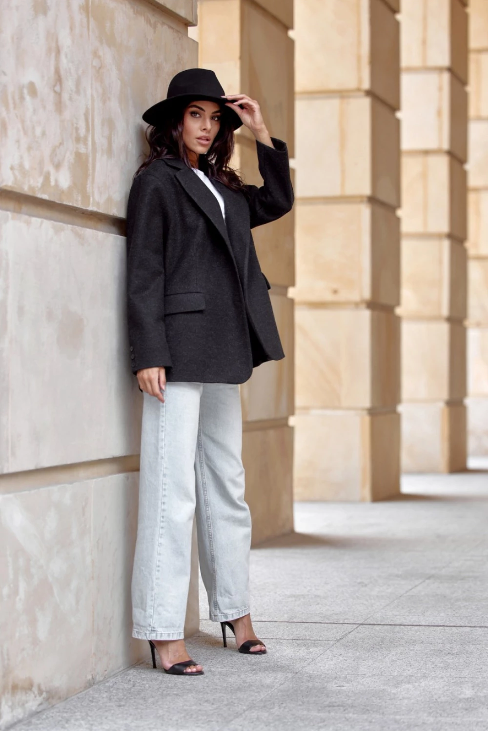 Jakna Roco Fashion model 200170, črna