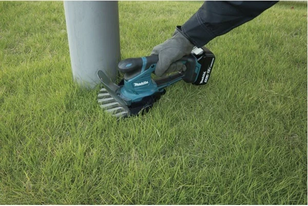 Električna kosa Makita DUM604ZX 16 cm 18 V Li-ion, črno-modra