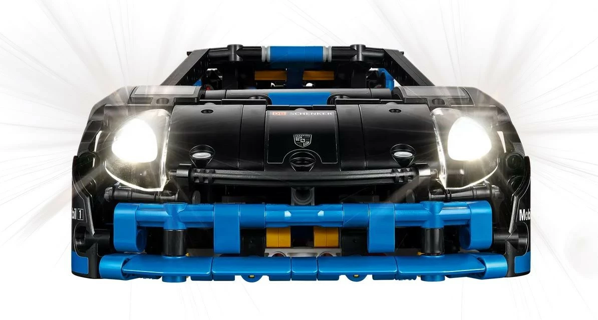Set za sestavljanje LEGO Technic Porsche GT4 e-Performance Racing Car 42176, 834 kosov, črno/moder