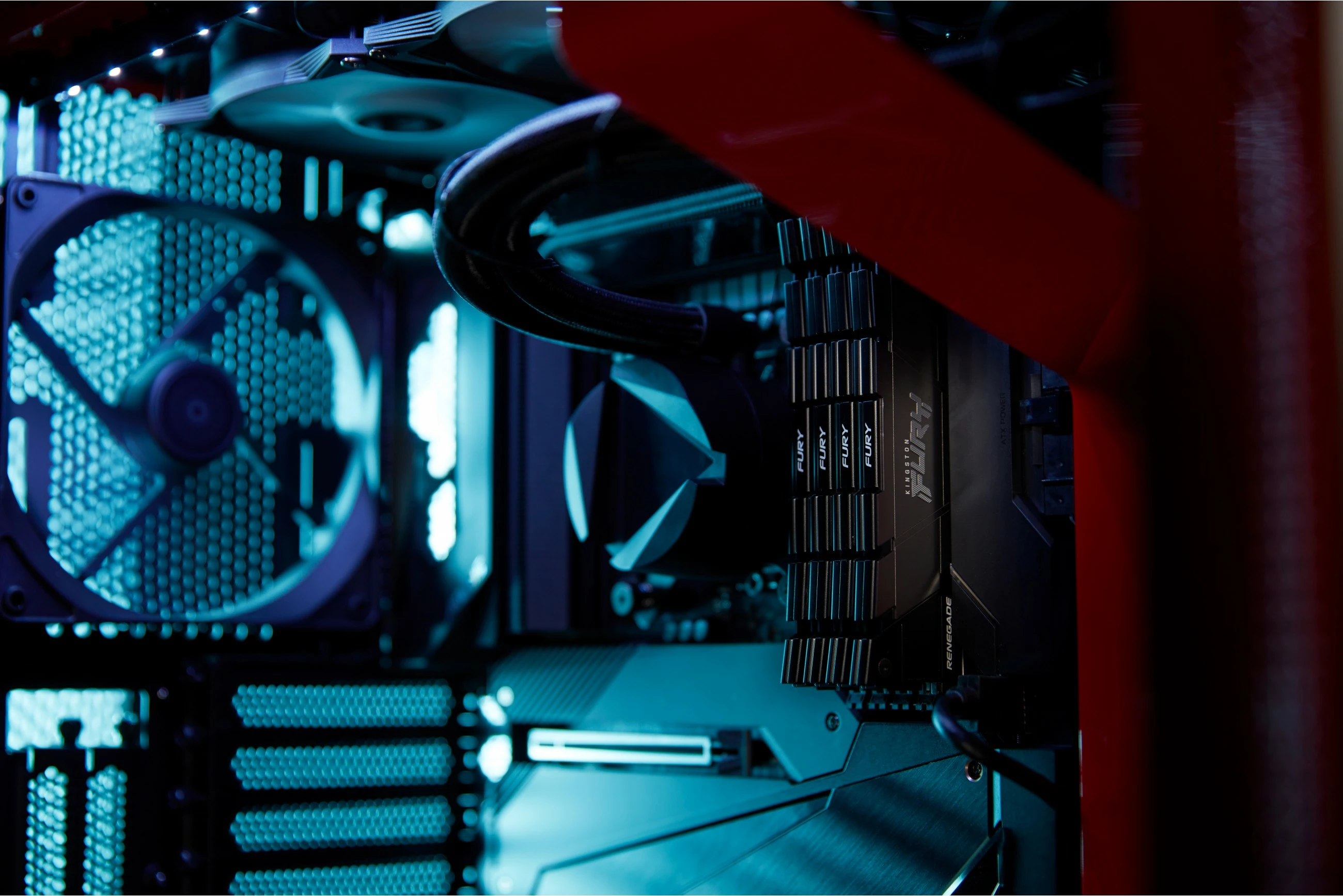 Možnost RAM Kingston FURY Renegade 16GB 5333MT/s DDR4 CL20, črn