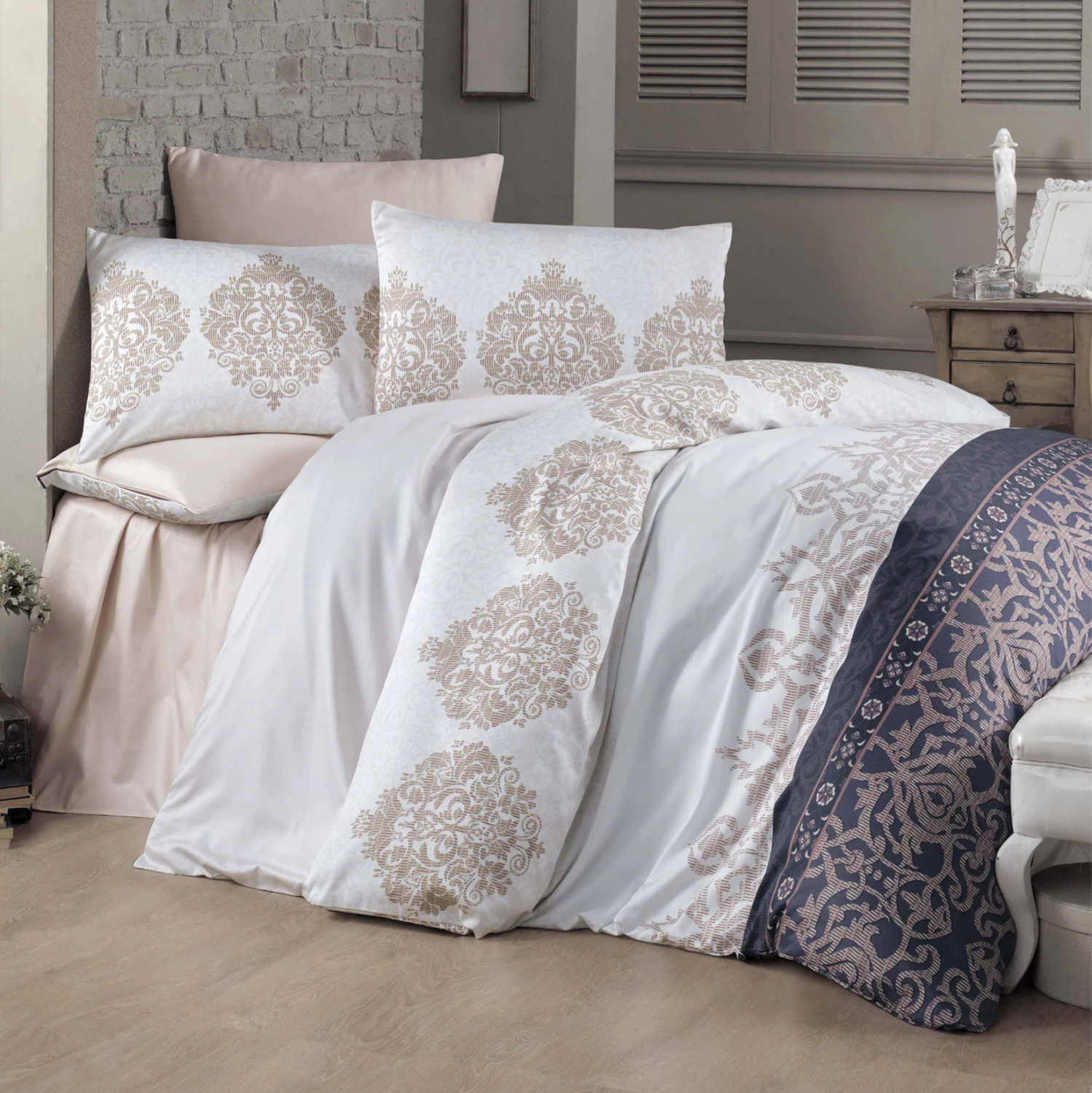 Set prevleke za odejo, rjuhe in 4 prevleke za vzglavnike FH12081 bela bež 240x260 cm