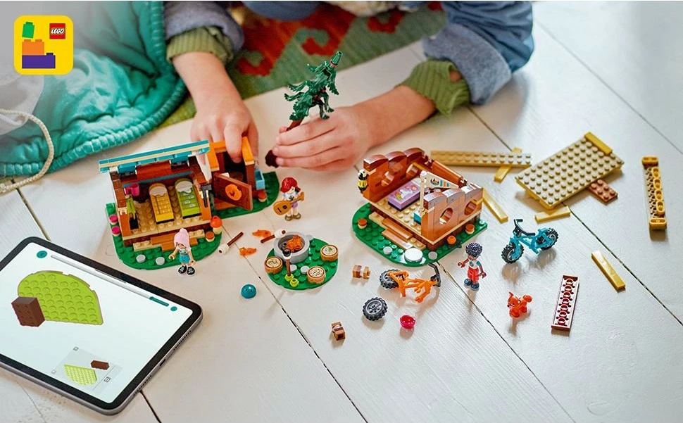 Kamp avantura, majhni šotori, figurice in kolesa — LEGO Friends 42624