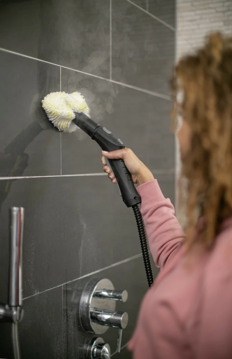 Parni čistilec Karcher SC 3 EasyFix, 1.513-650.0, 1900 W, belo-črn
